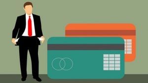 Free life insurance of up to Rs 30 lakh with your debit/credit card