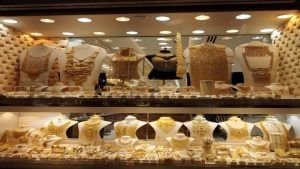 Gold price today: Yellow metal drops by Rs 644, silver by Rs 305 in early trade