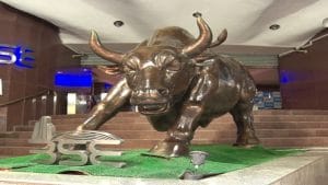 Sensex rallies 476 points, Nifty ends above 17,500; PSU banks, IT stocks lead