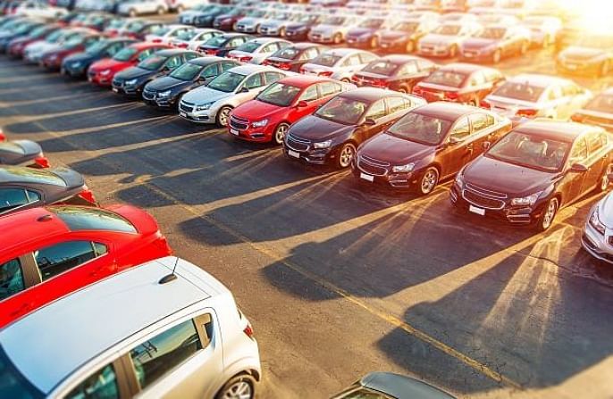 Maruti Suzuki sales decline on dhanteras