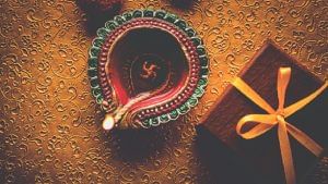 Rich splurged on high-end products this festive season, less affluent remained conservative