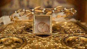 Looking to buy gold? Buy now before it's too late!