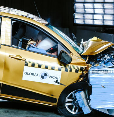 Nitin Gadkari proposes star ratings for vehicles