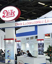 Will Divi's Lab share price downward trend stop?