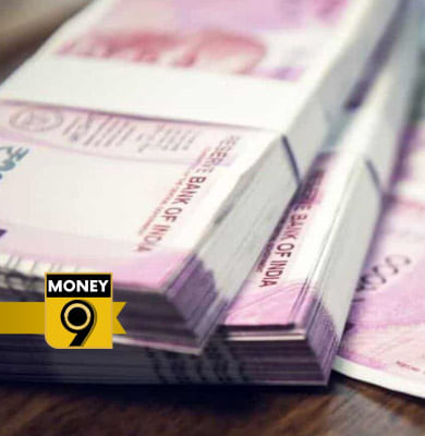 Why didn't exports pick up despite fall in value of rupee?