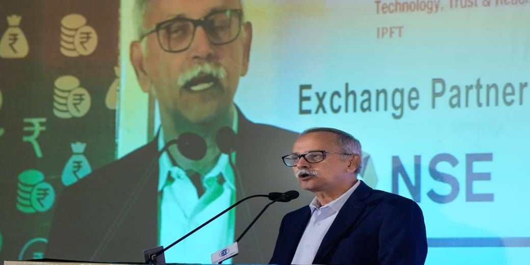 Indices rise, but poor show by equity mutual funds in April