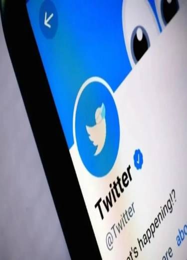 Twitter to pay verified content creators for ads in their replies