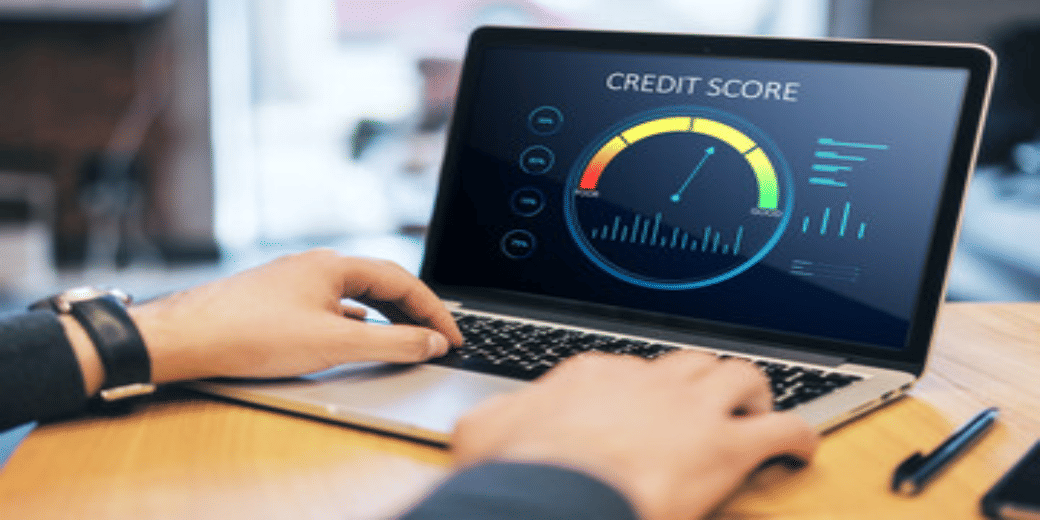 How long does a red mark show on credit report?