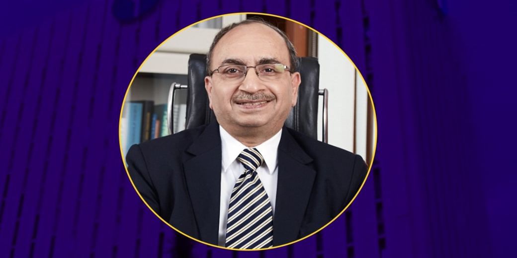 SBI chairman gets extension till Aug 2024