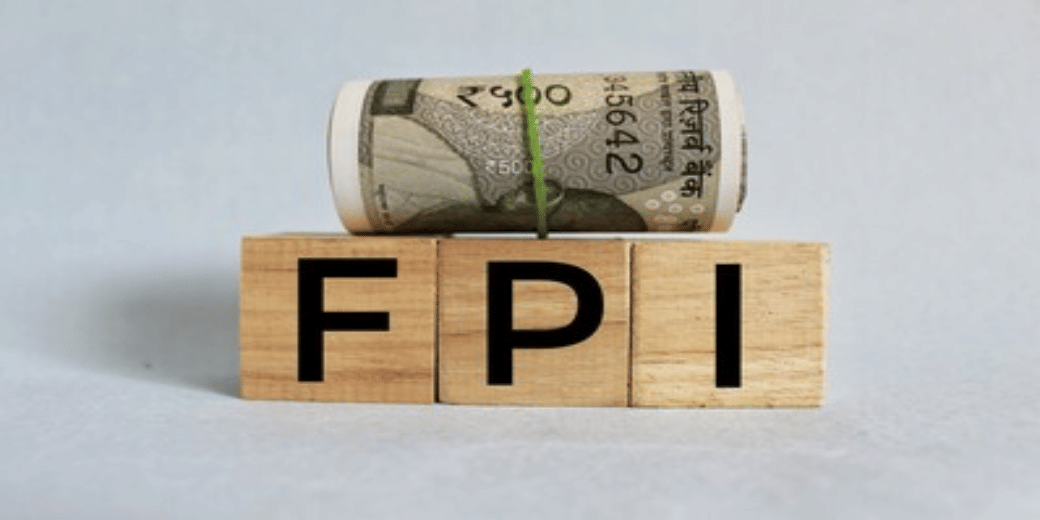 दिसंबर में एफपीआई ने इक्विटी से 17,955 करोड़ रुपये निकाले, 2025 में कुल निकासी 1.6 लाख करोड़ रुपये