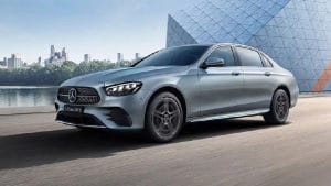 Mercedes-Benz जल्द लॉन्च करेगी नई E-Class कार, सेल्फी कैमरा के साथ मिल रहे हैं कई दमदार फीचर्स